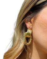 Aretes basic dorados