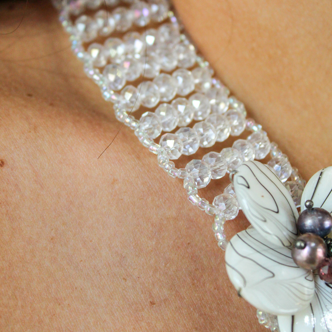 Collar maxi piedra natural concha y perlas