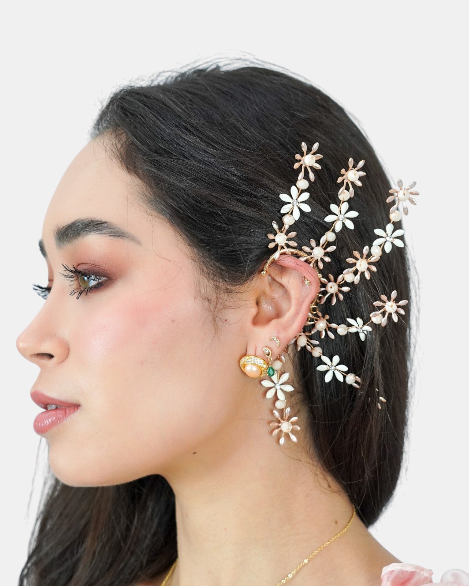 Ear cuff floral